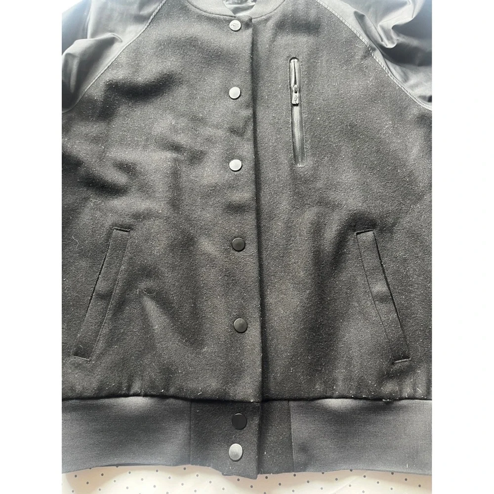 Nike Sportswear Mens Wool Blend Varsity Bomber Jacket Black Snap Front Medium